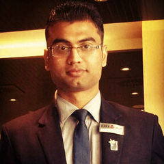 Manish Khairajani, Store Manager