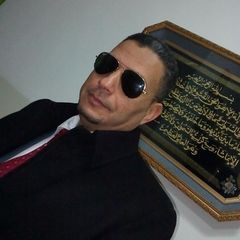 Adel Younis, مقاول