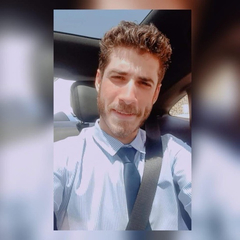 مصطفي منصور