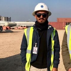 أحمد احسان, warehouse supervisor
