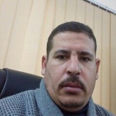 عبدالغفار صالح, مدير مالي