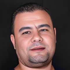 عمرو يونس, معلم مساعد