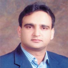 فاروق Amanat Khan, FP&A MANAGER