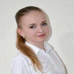 Viktoriya Maltseva, Waitress