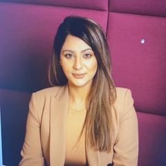 مهوش ميرزا, Sales Director