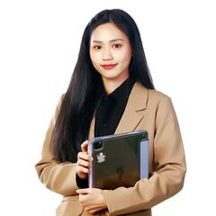 Khaing Zin  Win Min , Accountant