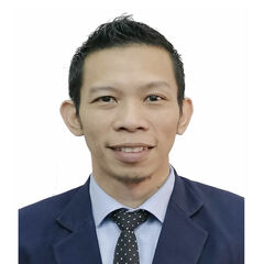 Tyron Latayan, Store Manager