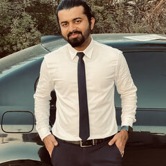 Nadeer Mustafa, Accountant