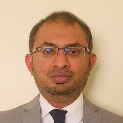 Rishad Ismail, Finance Director