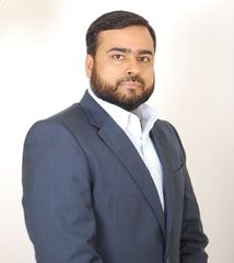 Ali Mohsin, Senior Management Professional