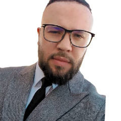Belal Mdardas, business manager