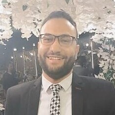 بسام رمضان  محمد سعد, Store manager