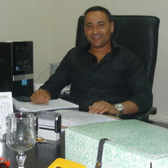 MOKHLES SLAMA, chief accountant