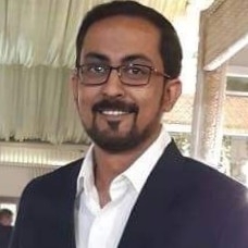 Rameez  Qureshi, Warehouse Manager