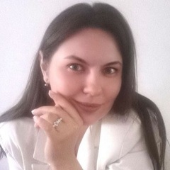 جوليا Krasnoryadtseva, English Head Teacher
