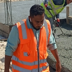 أحمد صالح, مهندس موقع مدني
