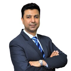 عمران خان, Head Of Marketing