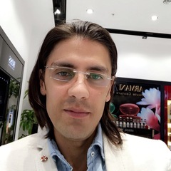 رواد Labban, The Commercial Manager