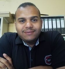 محمد عبد الفتاح, محاسب