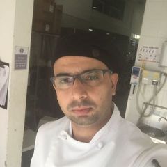 مصطفى نصر, Head chef