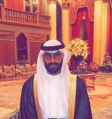 يوسف العشماوي