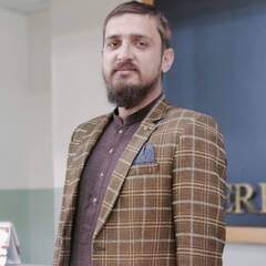 أحمد خان, English Teacher