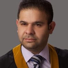 احمد الصباغ, محاسب