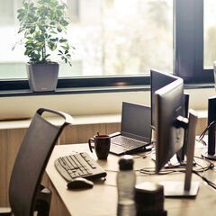 Majed Al, it support manager