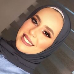 Farah Ahmad , Call Center Agent