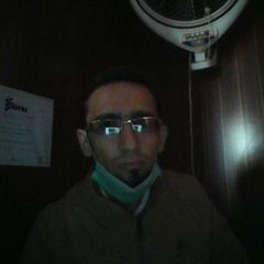 محمد والي, as an optometrist (vision specialist)