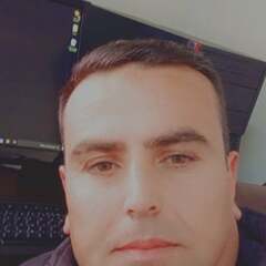 رسمي محمد علي الاسمر  الأسمر, مدير ادارة الموارد البشرية