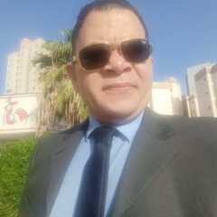 وائل احمد, restaurant Manager