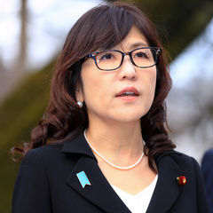 Rin Kau, business development executive