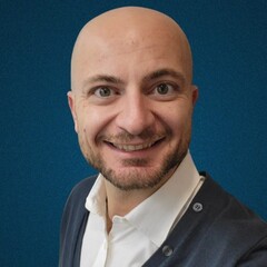 Aram Malatjalian, eStore web/performance Manager