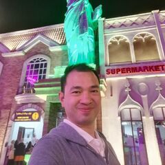 Michael  Lo