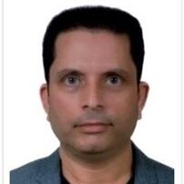 Umer Rashid هاجالوادي, Consultant pharmacist