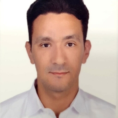 khaled Ali, service supervisor