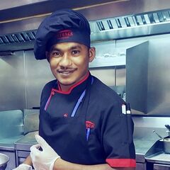 سريمان Karrolla, Kitchen Manager
