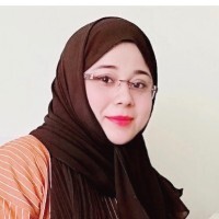 Aziza Ali, Ecommerce Manager
