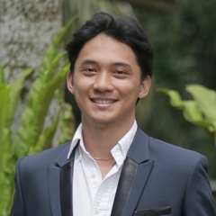 Johnric Dimaandal, Receptionist