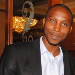 مايكل Akamelu, Marketing Team Manager