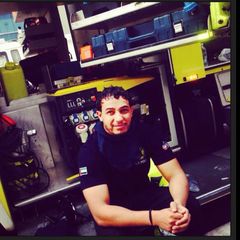 محمد W, Fireman