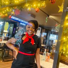 Nyasha Kelly Muradzikwa , Restaurant Hostess