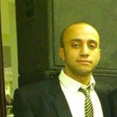 مصطفى أحمد عوض, مدرس لغة عربية