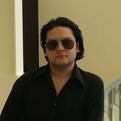 زيشان خان, Creative Designer.