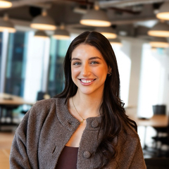 Ariki Roman Rakos, Account Executive