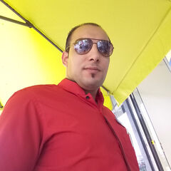 Mohamed Shahin, Waiter