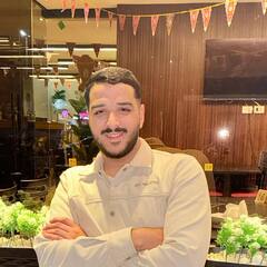 عزمي  قشطة, مدخل بيانات