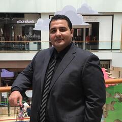 Mahmoud Khamis, Store Manager