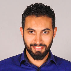 ِAhmed  Ali, senior graphic designer